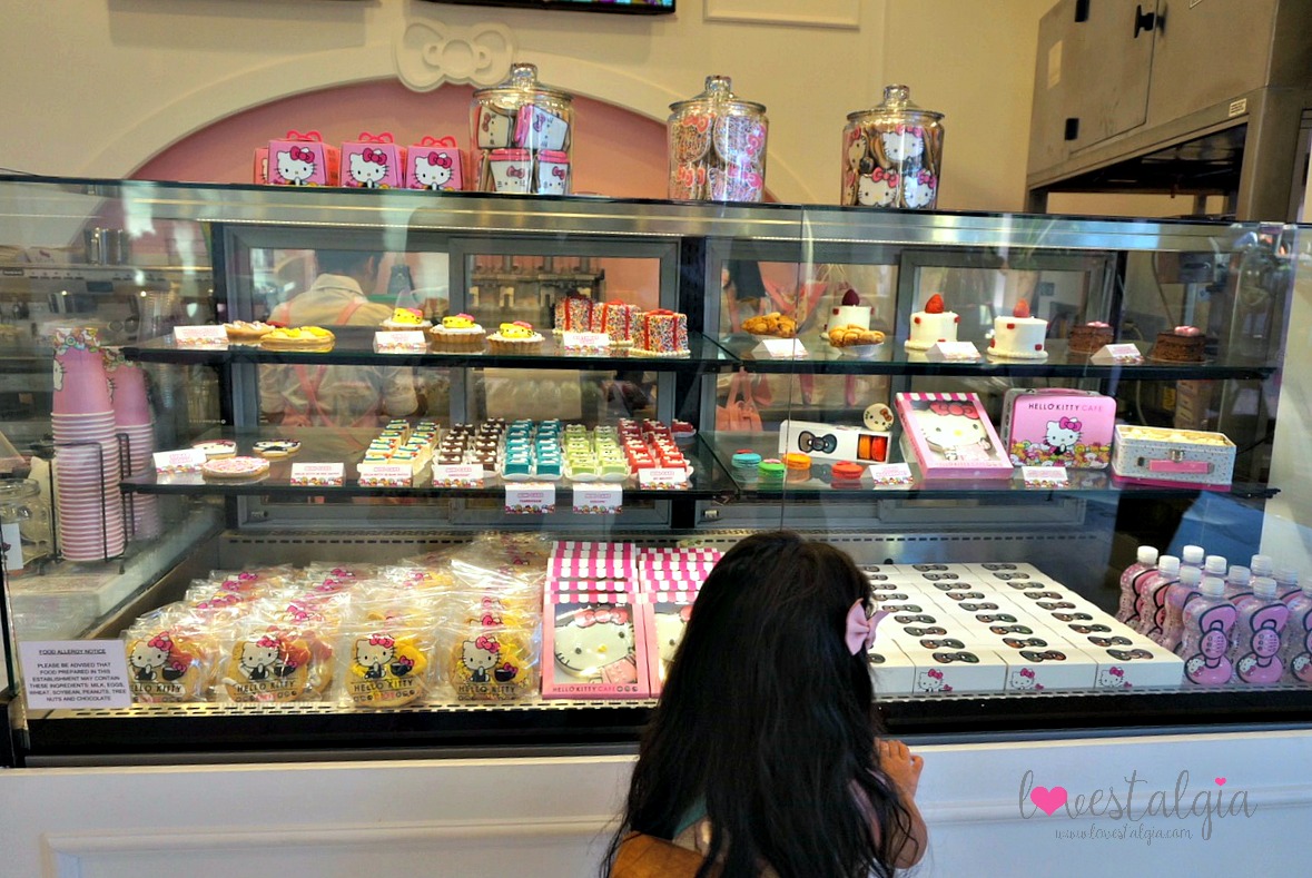 Hello Kitty Cafe opens in Irvine California