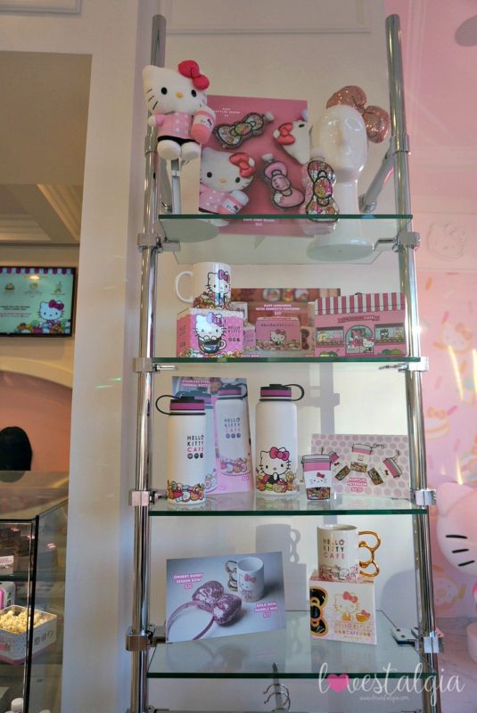 Hello Kitty Grand Cafe Opens at Irvine Spectrum - LET'S PLAY OC!