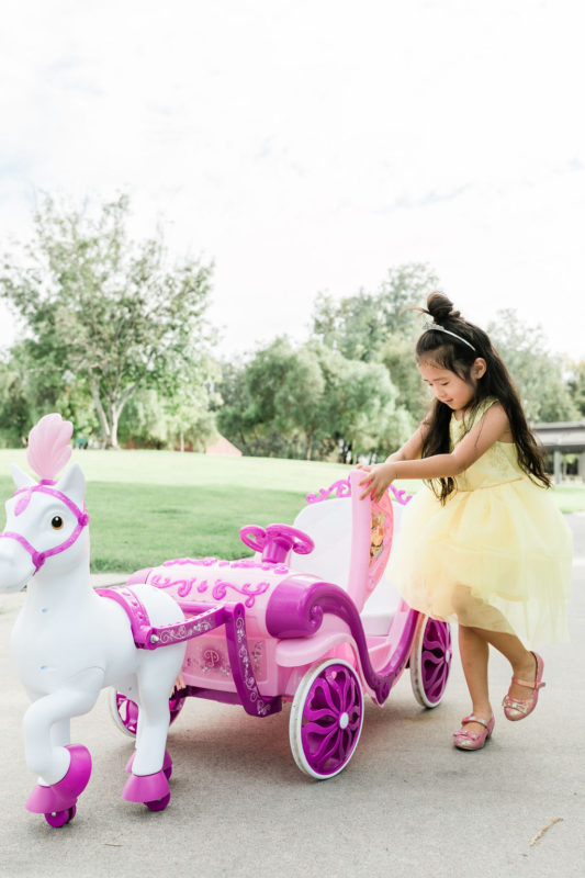 Huffy disney princess cheap royal horse and carriage