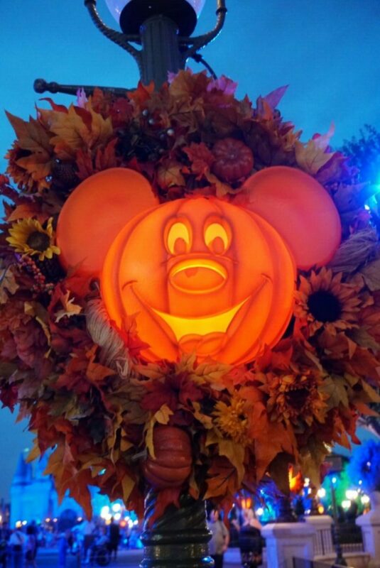 What's So Great About Mickey's Not-So-Scary Halloween Party Anyway ...