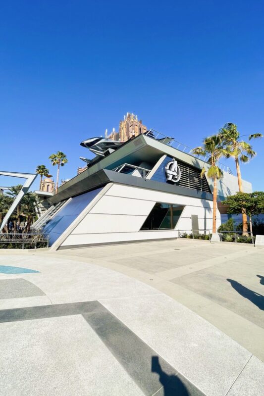 avengers campus, disney california adventure park, avengers, disneyland, dca, spiderman, avengers headquarters, quinjet